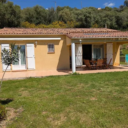 Holiday home Maison Calme A A 15 Minutes De La *